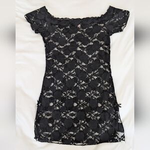 Vx Intimate Black Lace Off-Shoulder Top, Size M